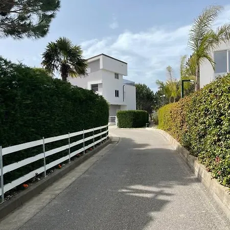 Villa Blue Garden Villa, Gjiri I Lalezit Durres
