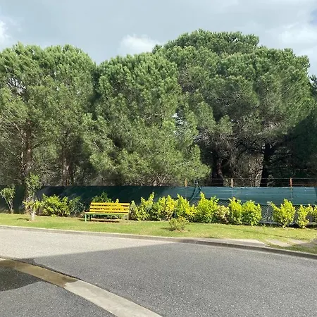 Blue Garden Villa, Gjiri I Lalezit Βίλα