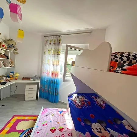 빌라 Blue Garden Villa, Gjiri I Lalezit *