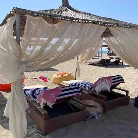 Blue Garden Villa, Gjiri I Lalezit *