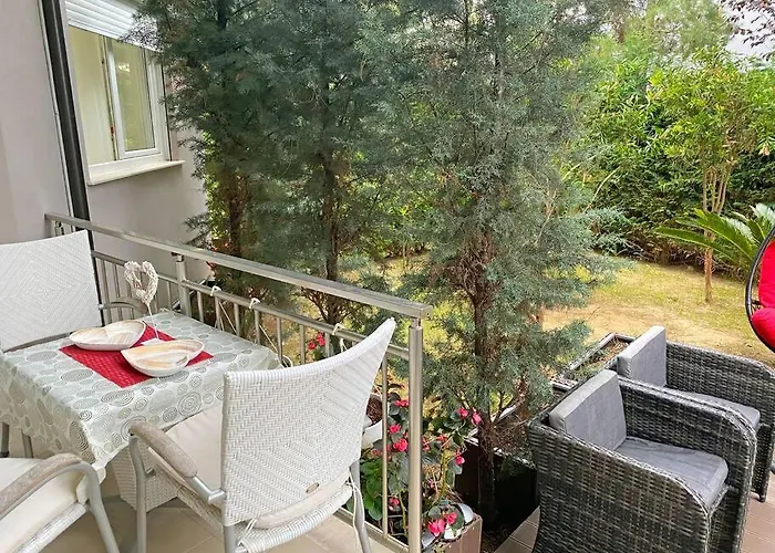 Blue Garden Villa, Gjiri I Lalezit