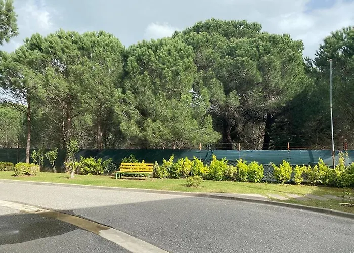 Blue Garden Villa, Gjiri I Lalezit Villa