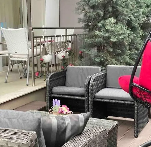 Blue Garden Villa, Gjiri I Lalezit *