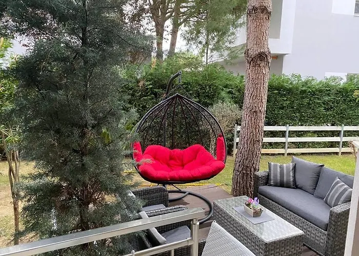 Villa Blue Garden Villa, Gjiri I Lalezit