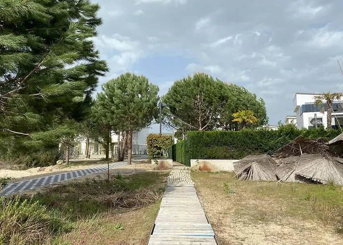 Blue Garden Villa, Gjiri I Lalezit Durrës